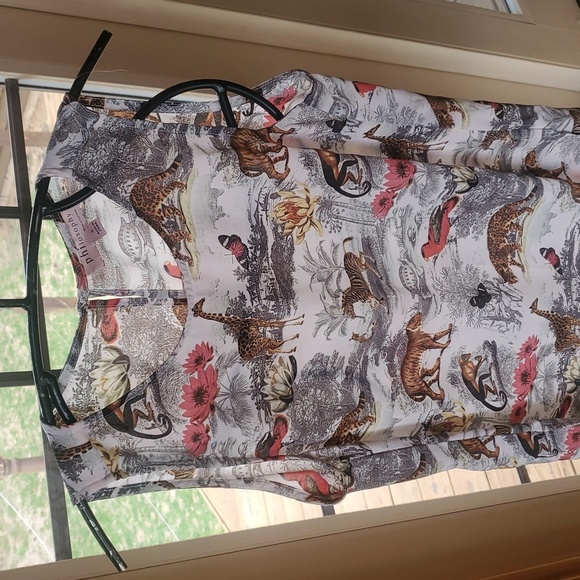 Philosophy Unique and Colorful Floral & Animal Print Sleeveless Sz S Top Blouse - Picture 2 of 11